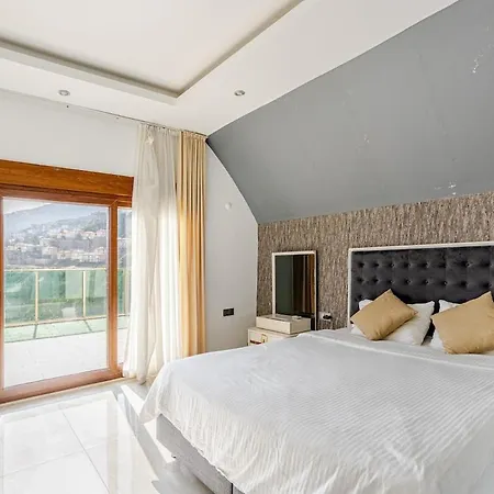 Luxury 1 فيلة