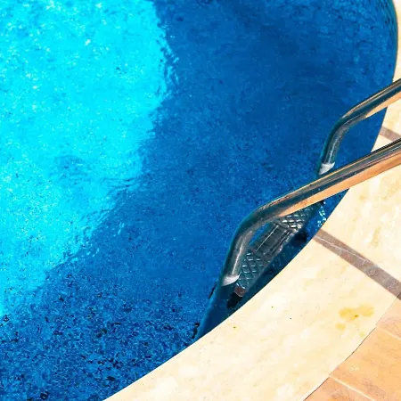 Luxury 1