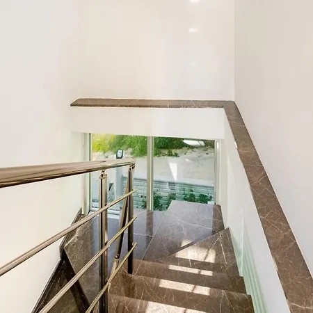Luxury 1 فيلة ألانيا