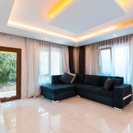 Luxury 1 فيلة ألانيا