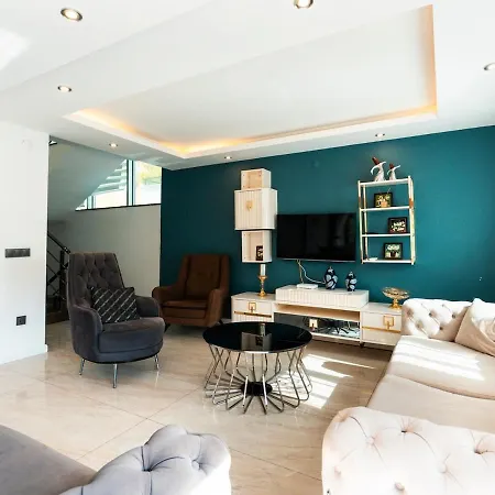 Luxury 1 * Αλάνια