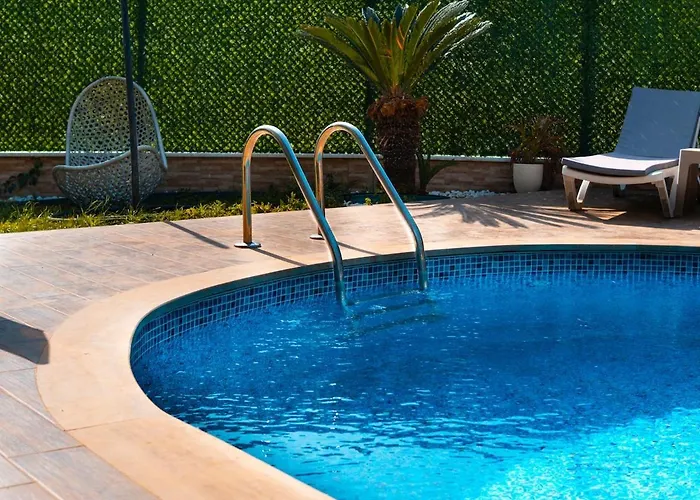 Villa Luxury 1 *