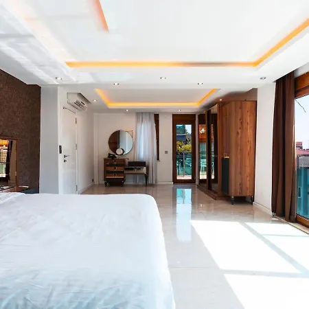 Luxury 1