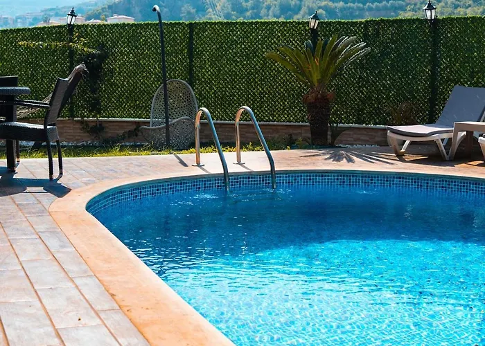 Luxury 1 *